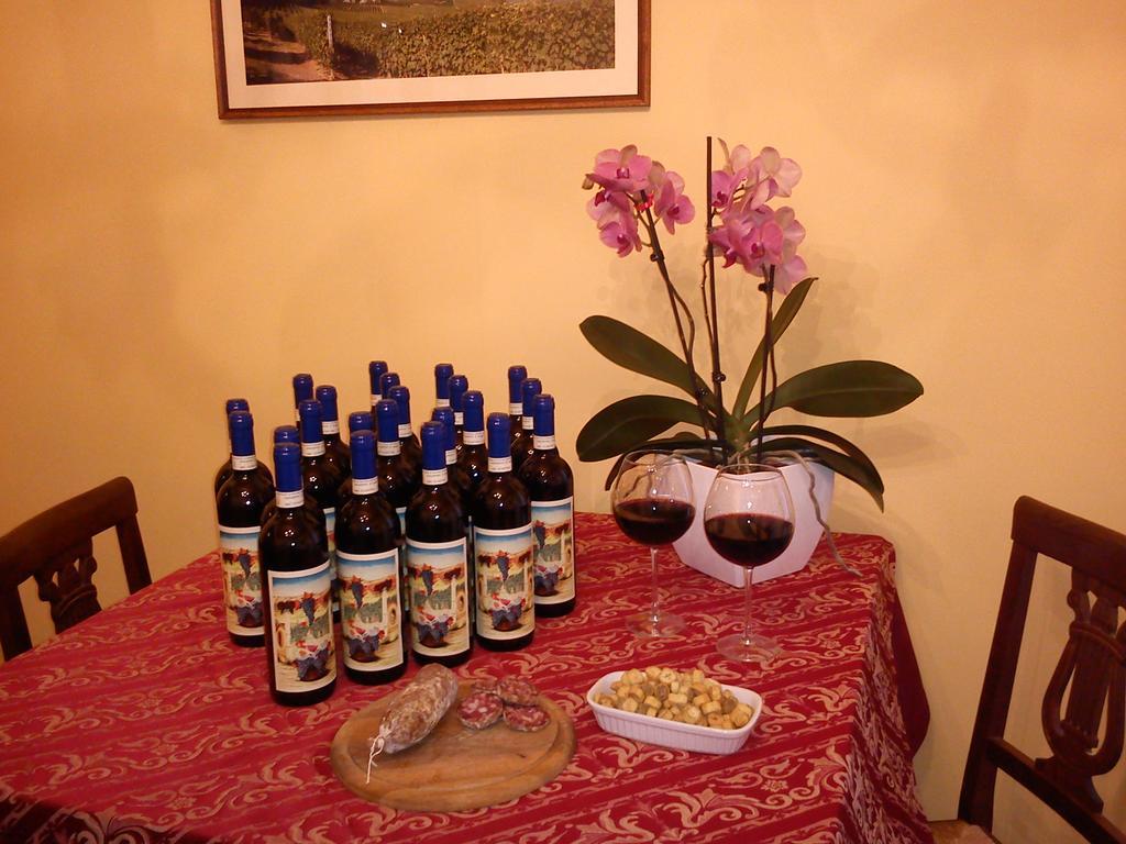 Villa Goccia Di Vino La Morra Dış mekan fotoğraf