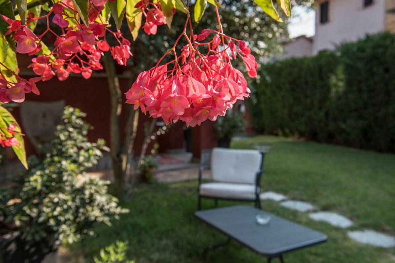 Villa Goccia Di Vino La Morra Dış mekan fotoğraf